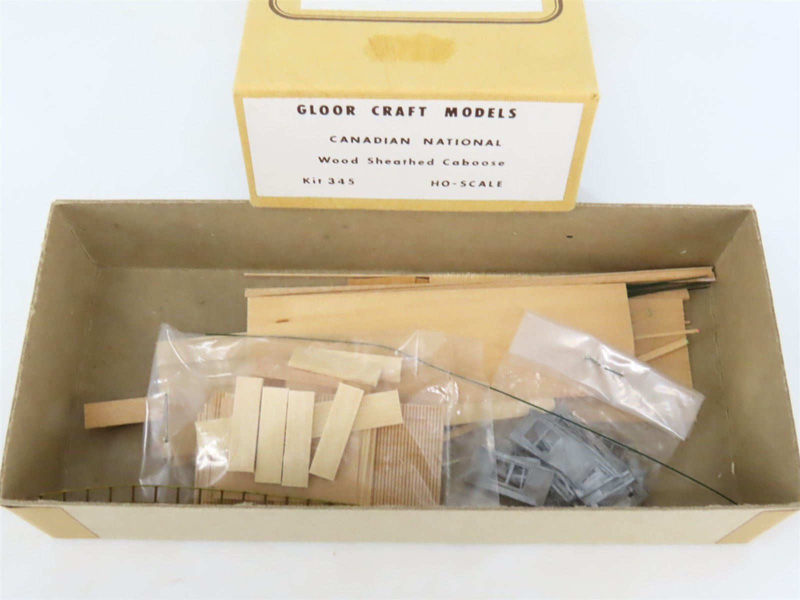 HO Scale Gloor Craft Models Kit 345 CN Canadian National Wood Sheathed Caboose