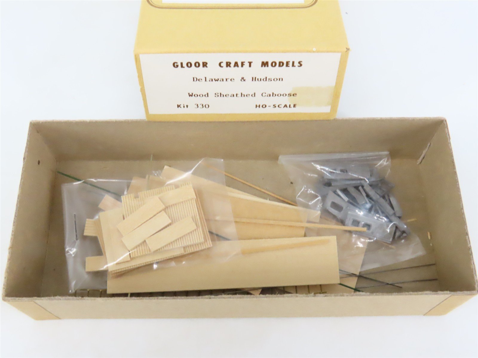 HO Scale Gloor Craft Models Kit 330 D&H Delaware & Hudson Wood Sheathed Caboose