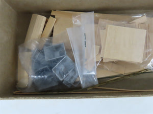 HO Gloor Craft Models Kit 332 NKP Nickel Plate Road 34' Covered 2-Bay Hopper