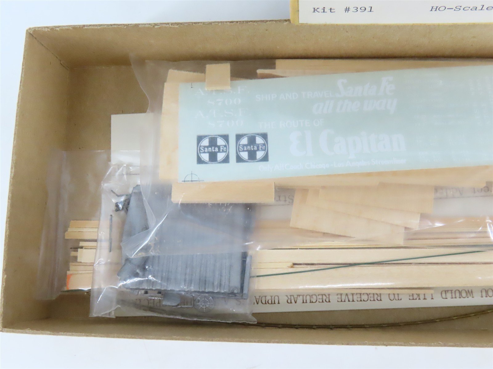 HO Scale Gloor Craft Models Kit 391 ATSF Santa Fe 50' Double Door Auto Box Car