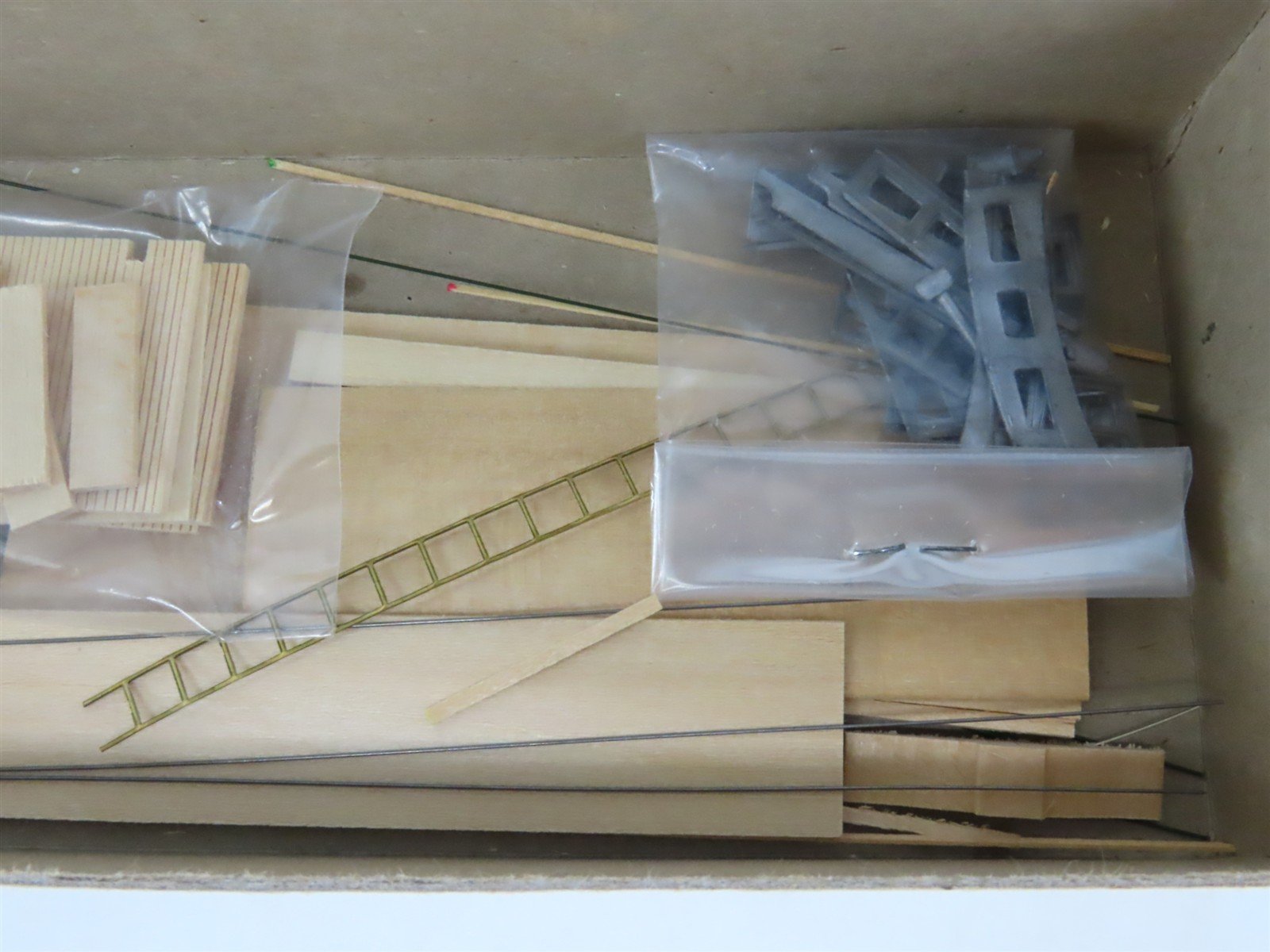 HO Scale Gloor Craft Models Kit 330 D&H Delaware & Hudson Wood Sheathed Caboose