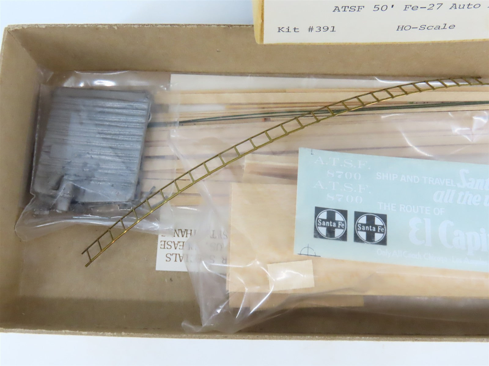 HO Scale Gloor Craft Models Kit 391 ATSF Santa Fe 50' Double Door Auto Box Car