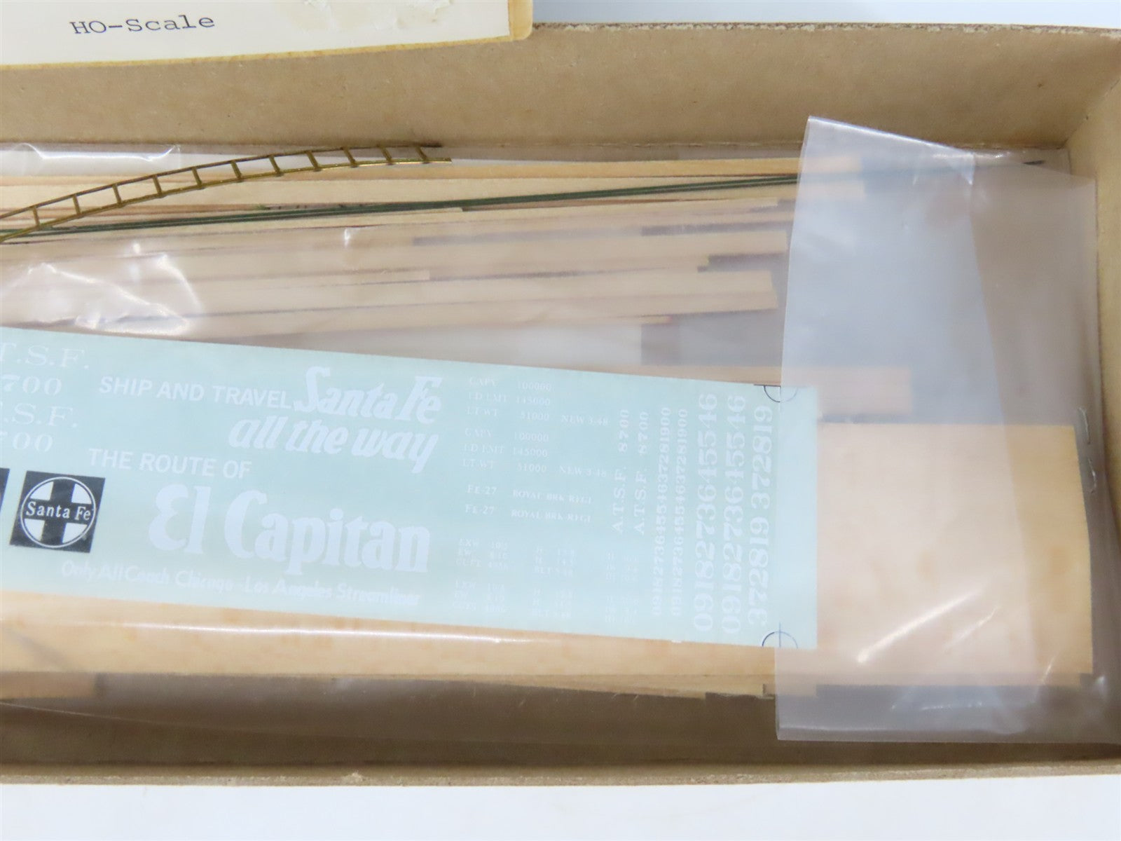 HO Scale Gloor Craft Models Kit 391 ATSF Santa Fe 50' Double Door Auto Box Car