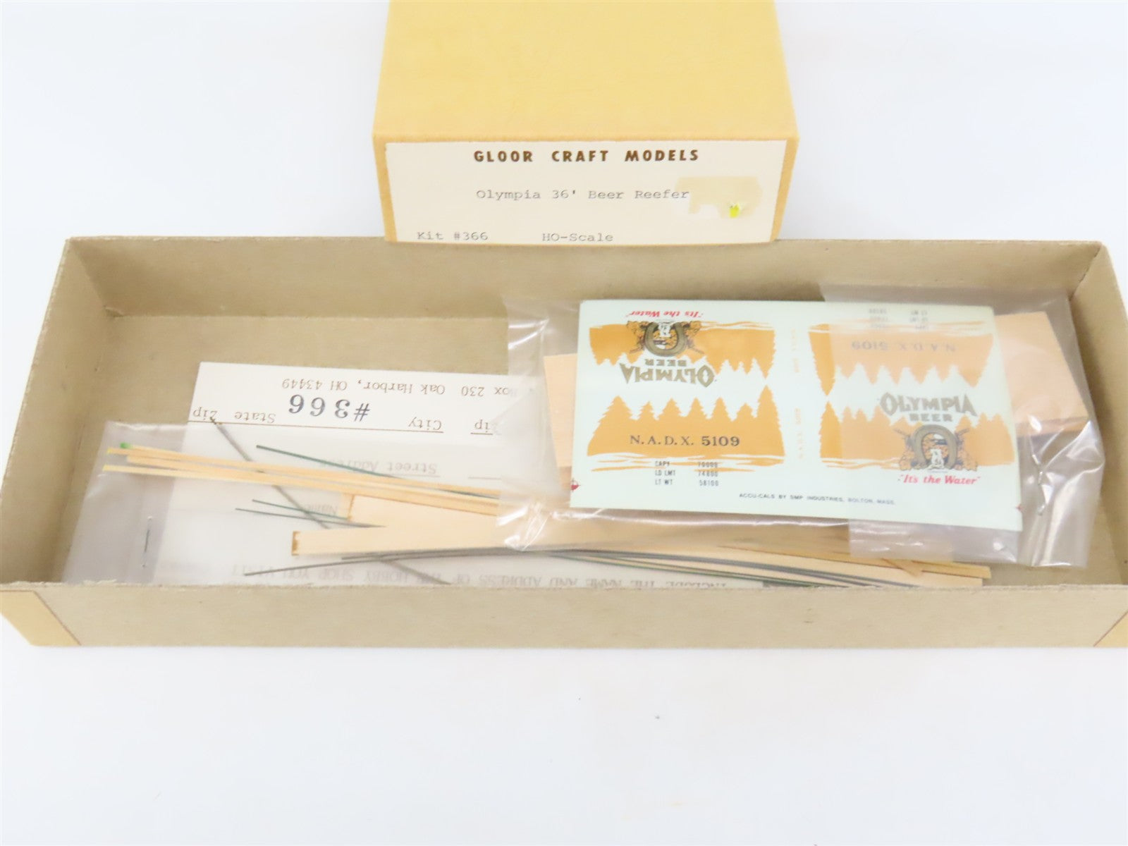 HO Scale Gloor Craft Models Kit 366 NADX Olympia Beer 36' Reefer #5109