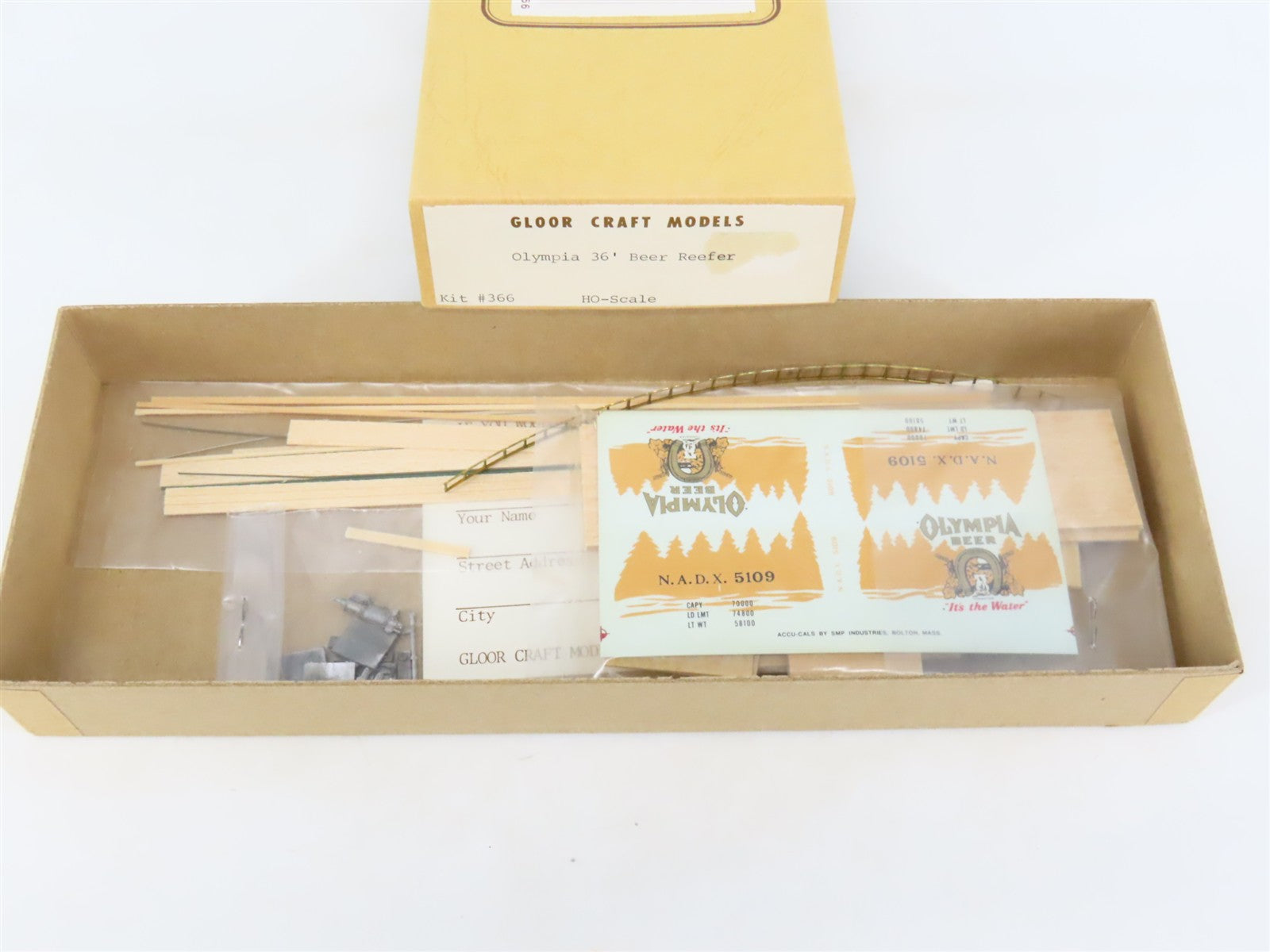 HO Scale Gloor Craft Models Kit 366 NADX Olympia Beer 36' Reefer #5109
