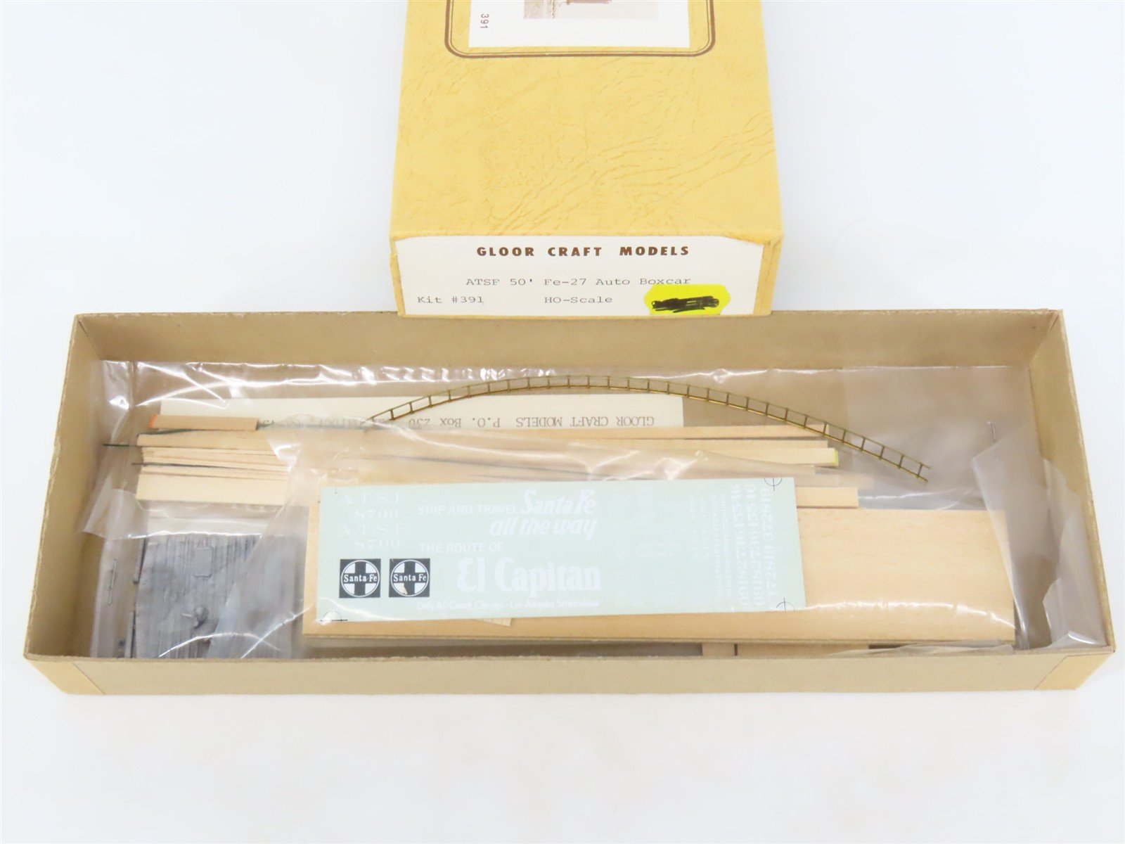 HO Gloor Craft Models Kit 391 ATSF Santa Fe 50' Double Door Auto Box Car #8700