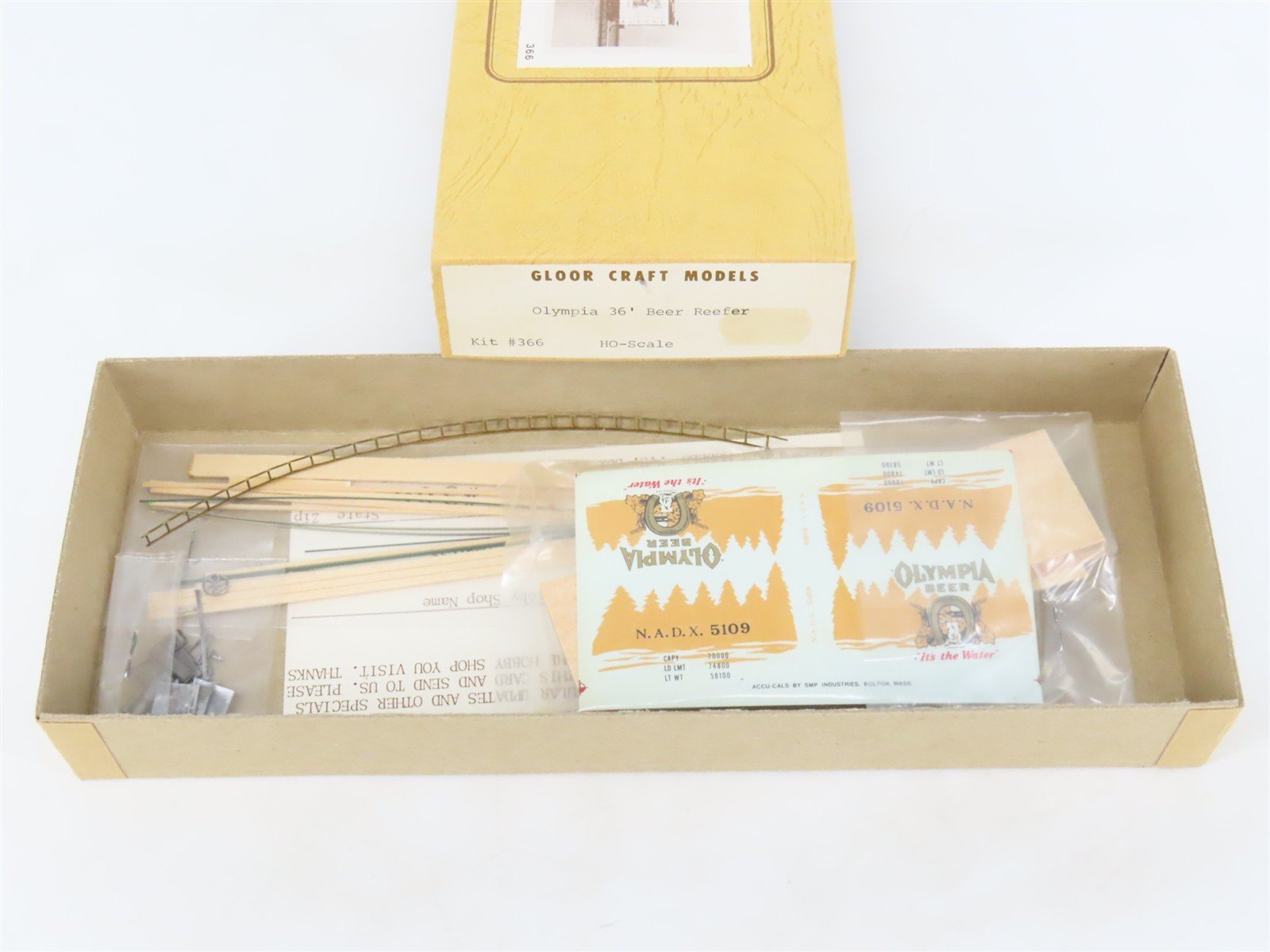 HO Scale Gloor Craft Models Kit 366 NADX Olympia 36' Beer Reefer #5109