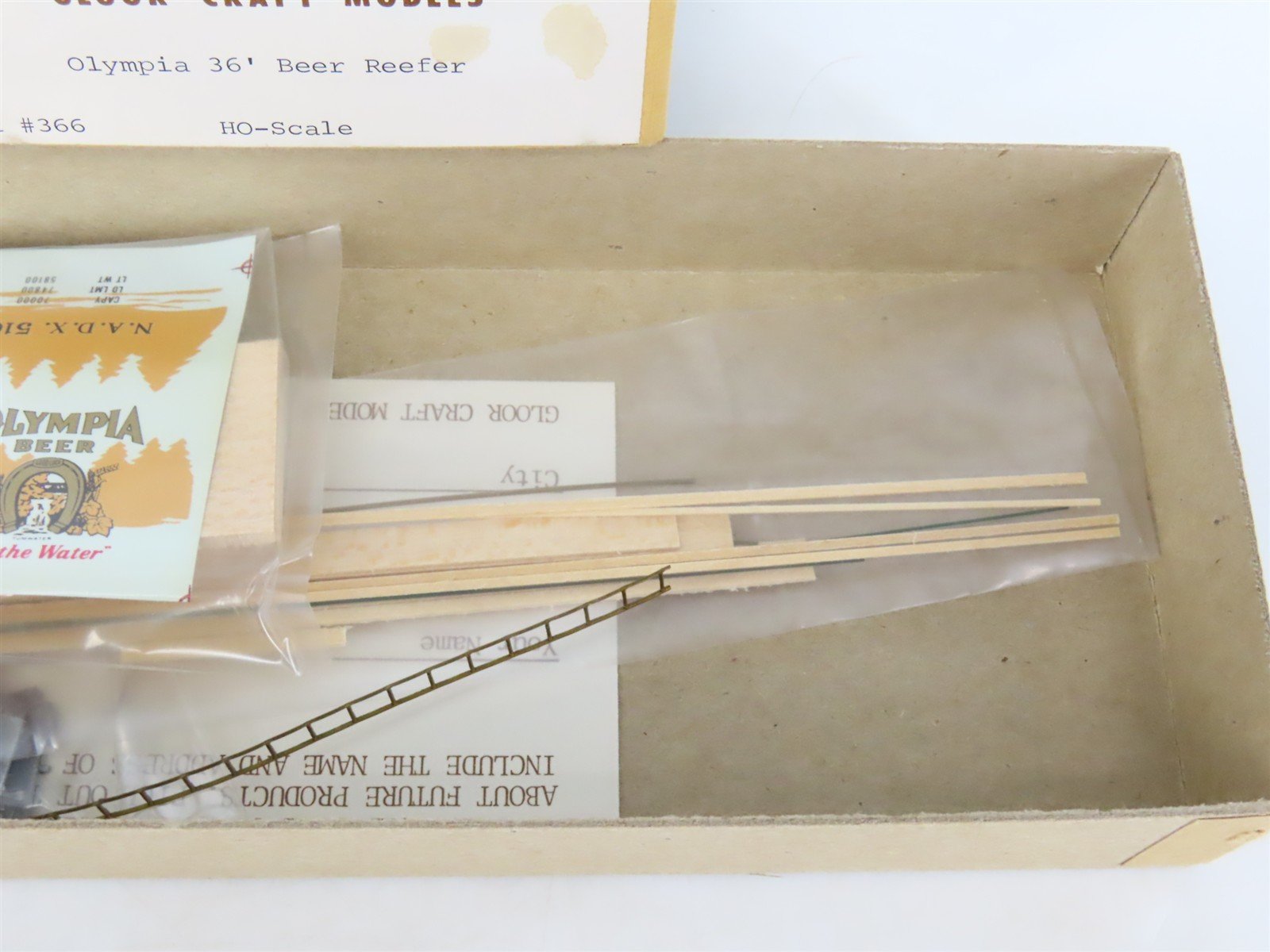 HO Scale Gloor Craft Models Kit 366 NADX Olympia 36' Beer Reefer #5109