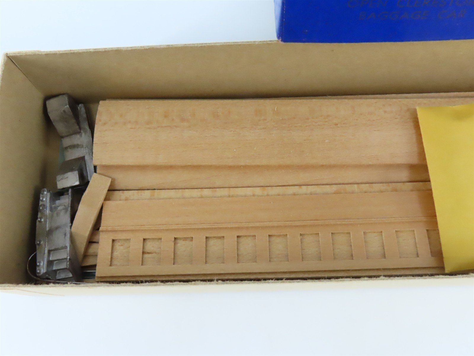 HO Scale Ambroid Craftsman Kit K-7 Undecorated Open Clerestory Baggage Passenger