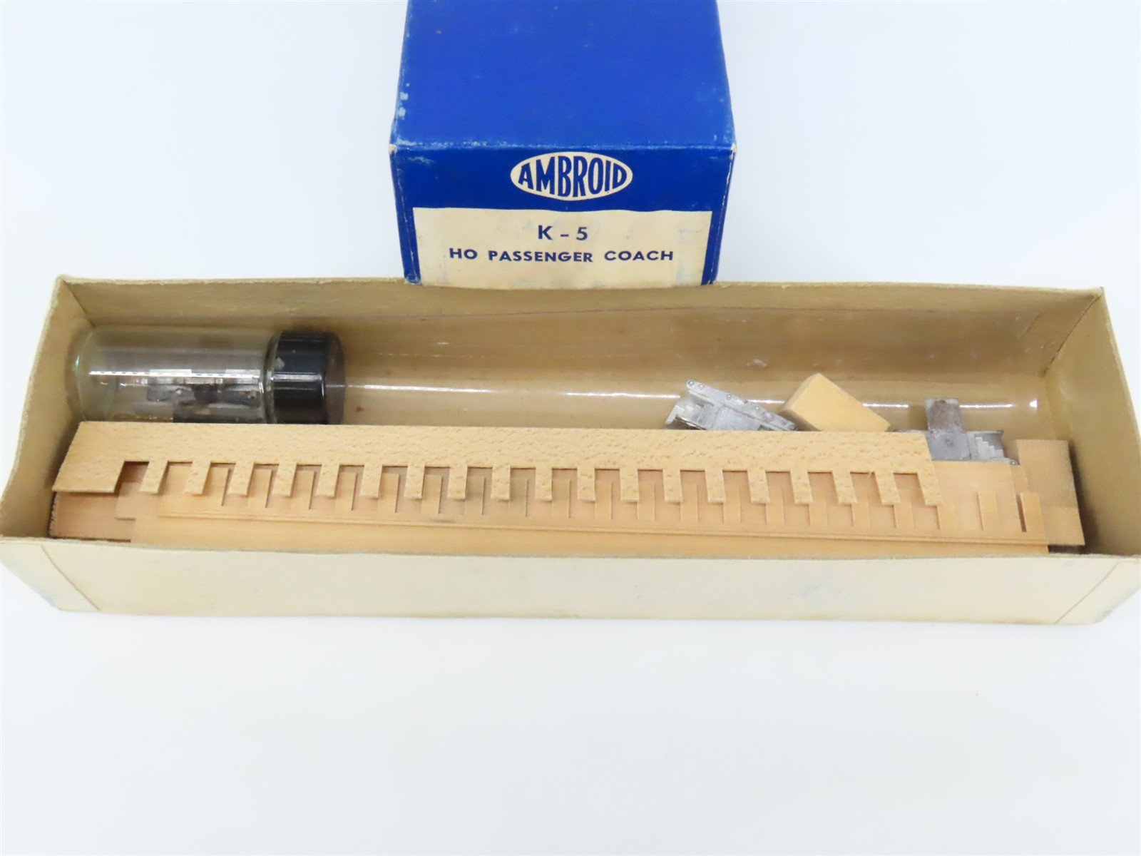 HO Scale Ambroid Craftsman Kit #K-5 Undecorated Coach Passenger Car