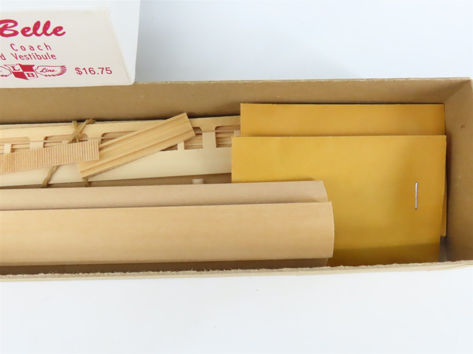 HO LaBelle Craftsman Kit #HO-1 Undecorated 1905 Closed Vestibule Coach Passenger