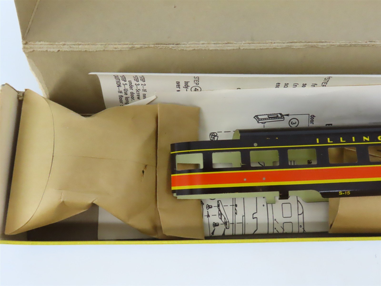 HO Scale Varney Kit #S-15 IC Illinois Central Shorty Observation Passenger Car