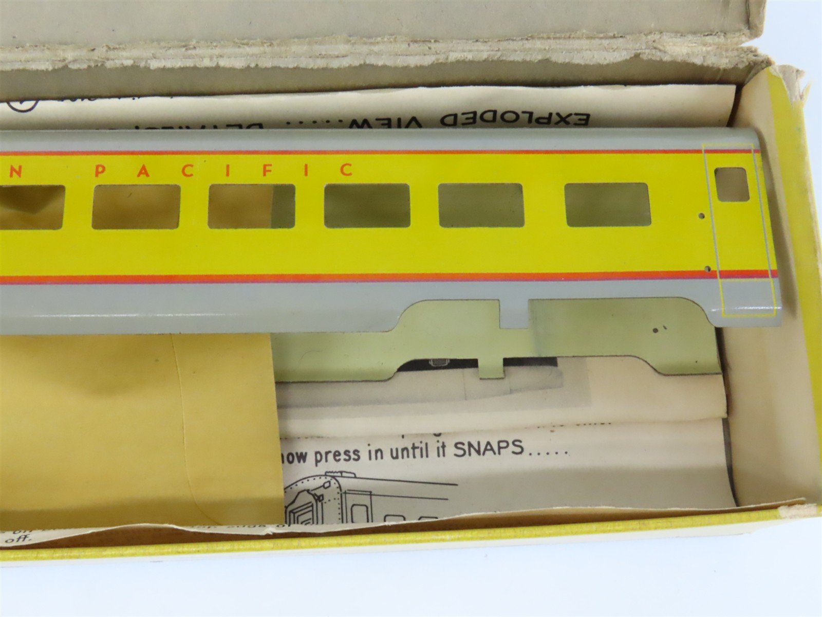 HO Scale Varney Kit #S-4 UP Union Pacific Shorty Coach Passenger Car