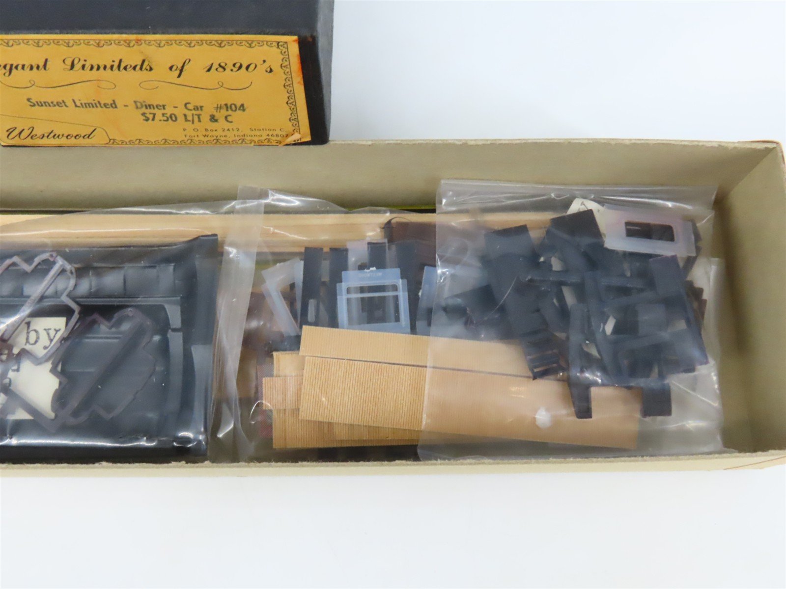 HO Scale Westwood Craftsman Kit #104 Undecorated Sunset Limited Diner Passenger