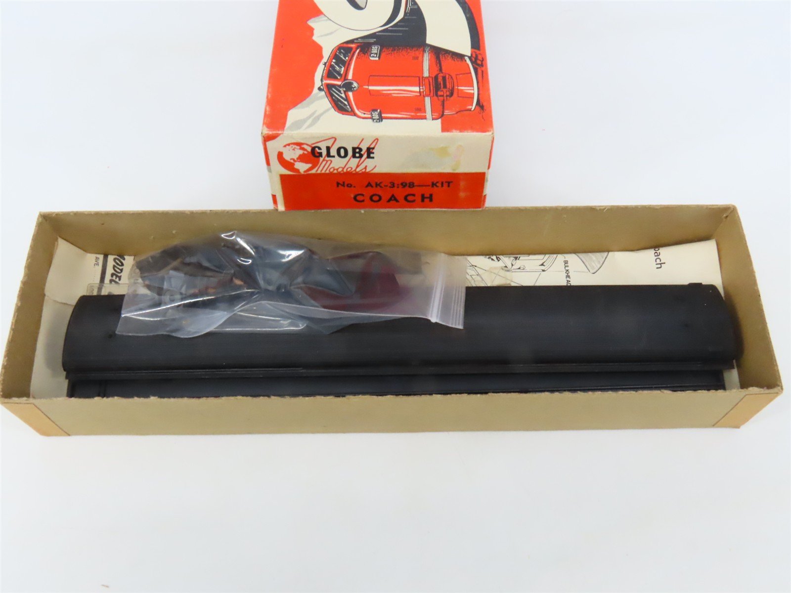 HO Scale Globe Models Kit #AK-3:98 Undecorated Coach Passenger Car