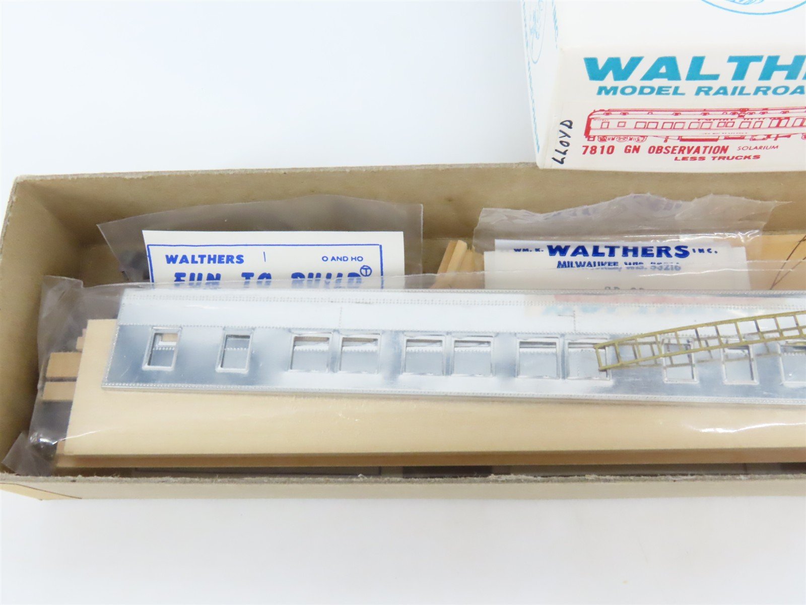 HO Walthers Kit #7810 Undecorated GN 