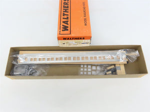 HO Scale Walthers Kit Undecorated Single Window Coach Passenger Car