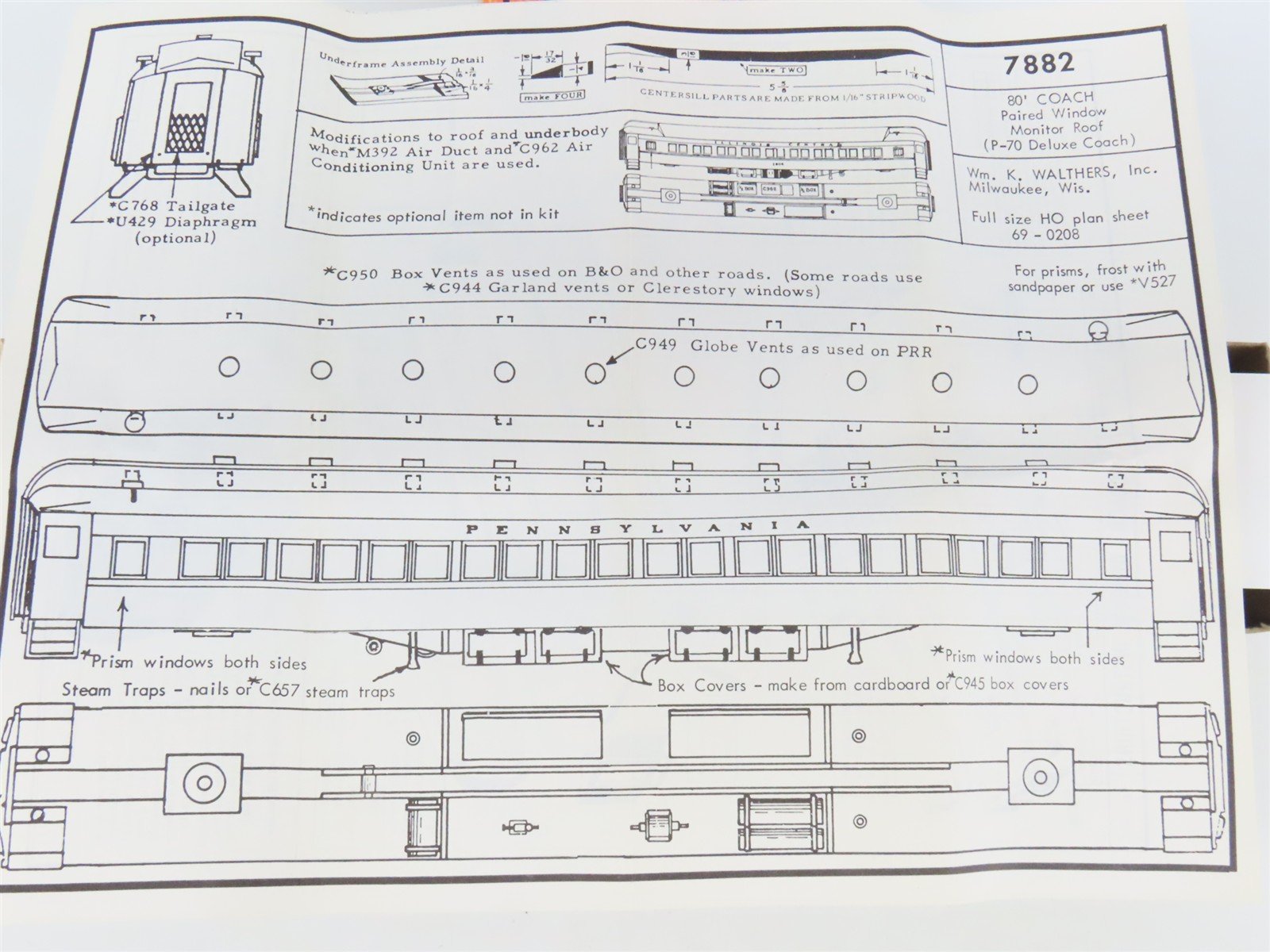 HO Scale Walthers Kit #933-6682 Undecorated 80' Coach Passenger Car