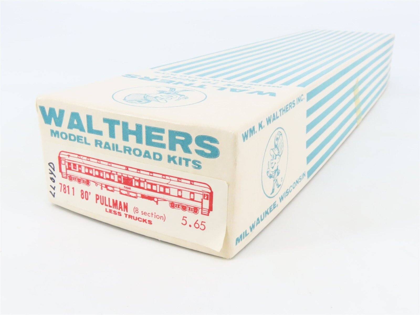 HO Scale Walthers Kit #7811 Undecorated 80' Pullman 8-Section Passenger Car