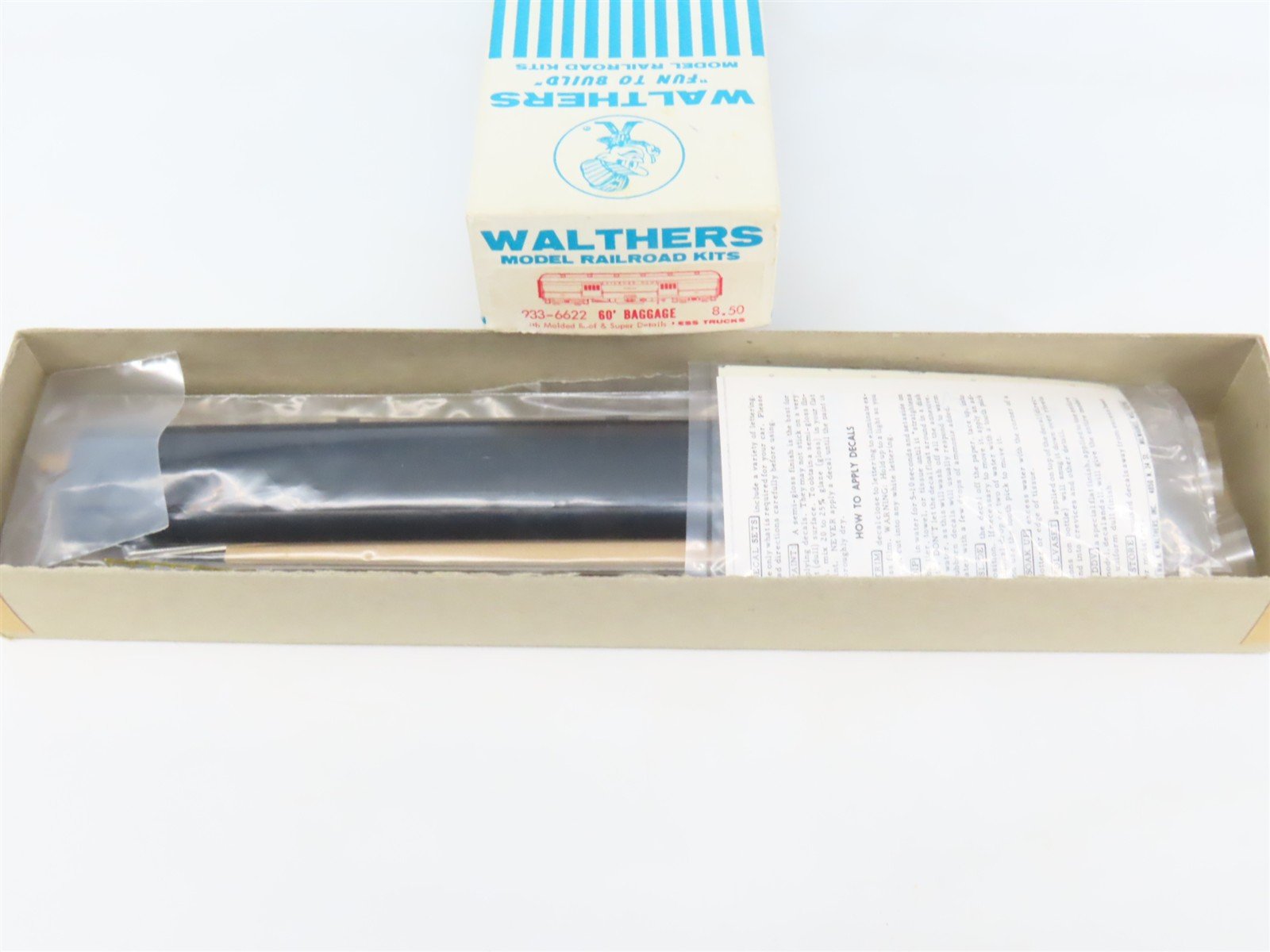 HO Scale Walthers Kit #933-6622 Undecorated 60' Baggage Passenger Car