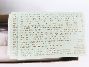 HO Scale Walthers Kit #933-6682 Undecorated 80' Paired-Window Coach Passenger