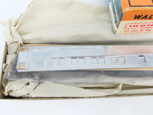 HO Walthers Kit 933-6606 Undecorated 80' Pullman Sleeper/Buffet/Lounge Passenger