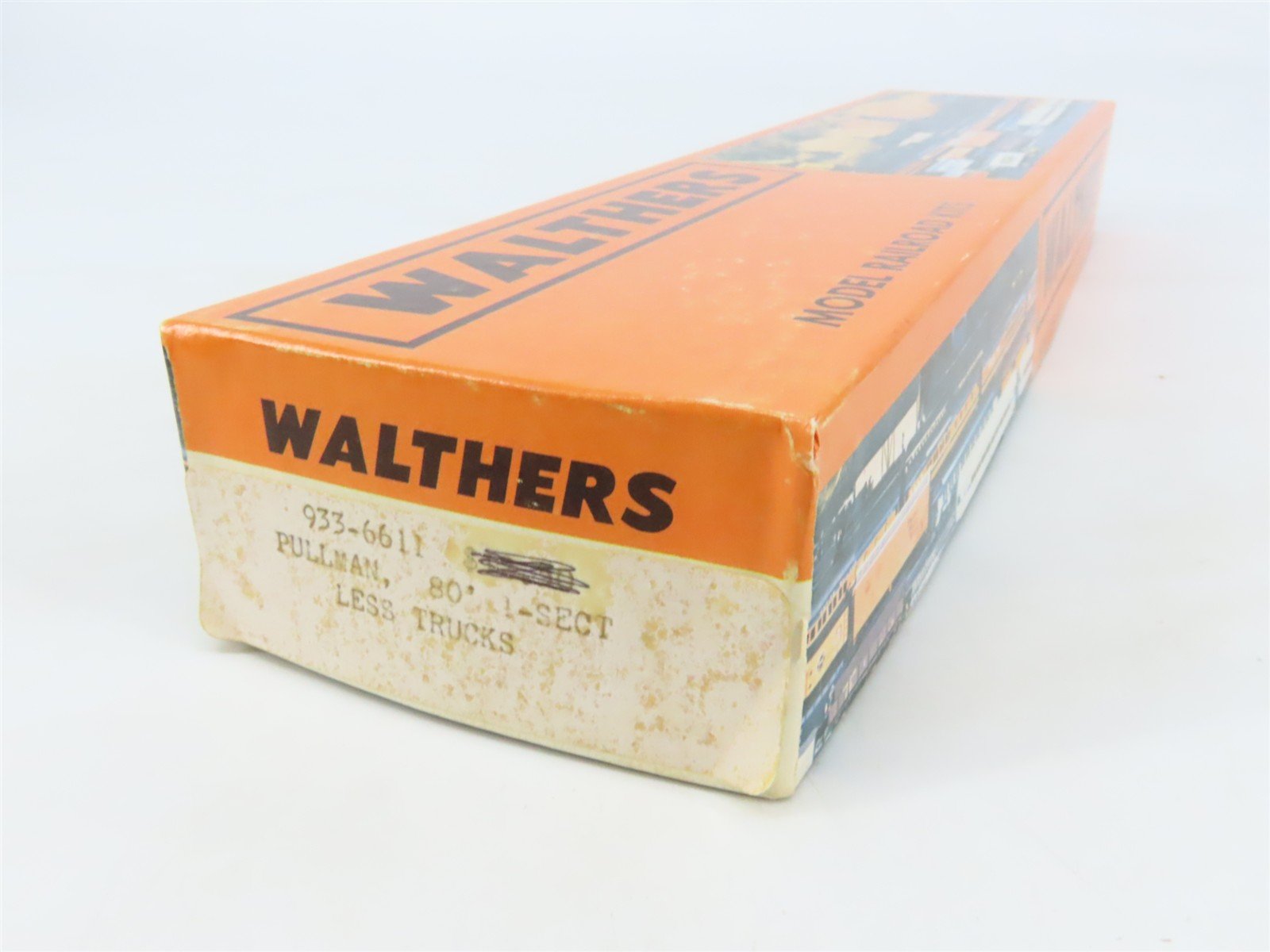 HO Scale Walthers Kit #933-6611 Undecorated 80' Pullman 8-Section Passenger Car