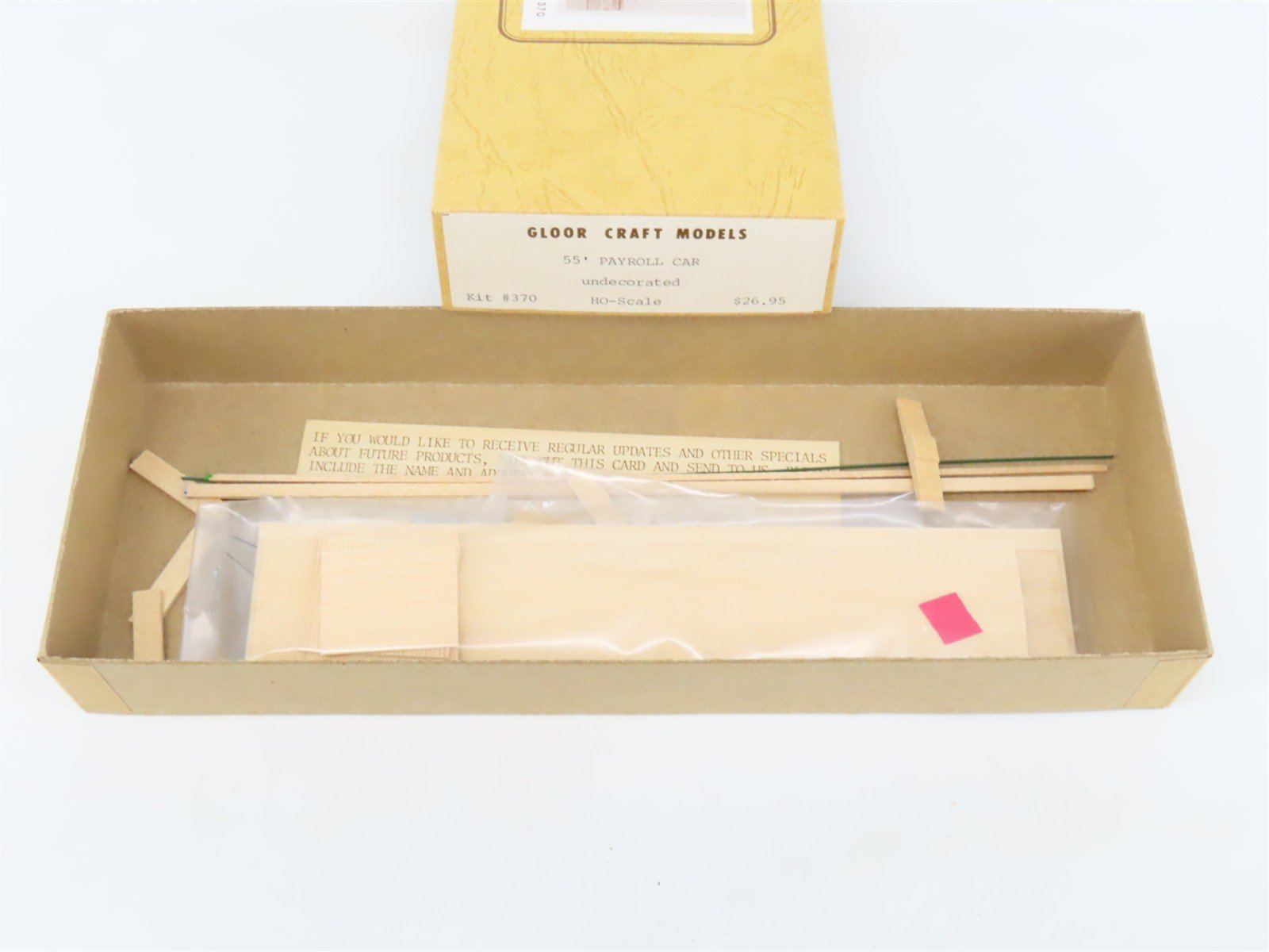 HO Scale Gloor-Craft Craftsman Kit #370 Undecorated 55' Payroll Passenger Car