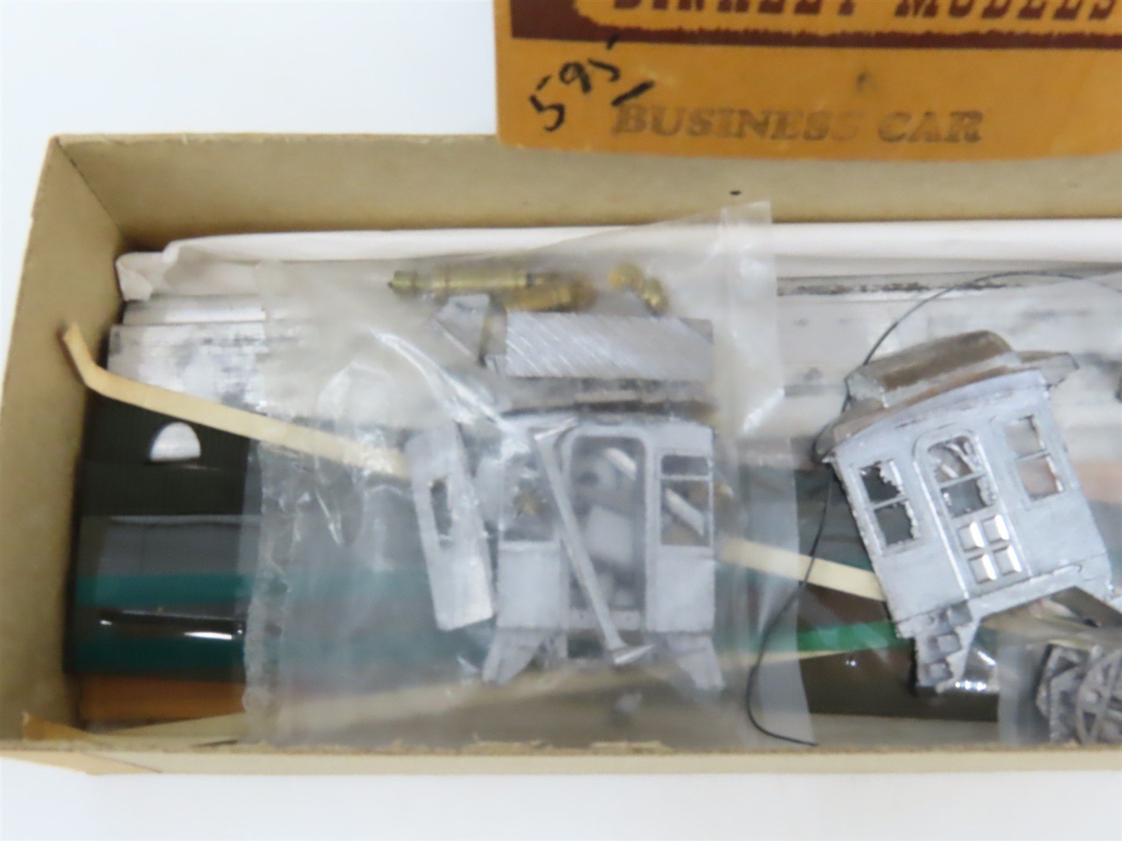 HO Scale Binkley Models Kit Undecorated Business Passenger Car