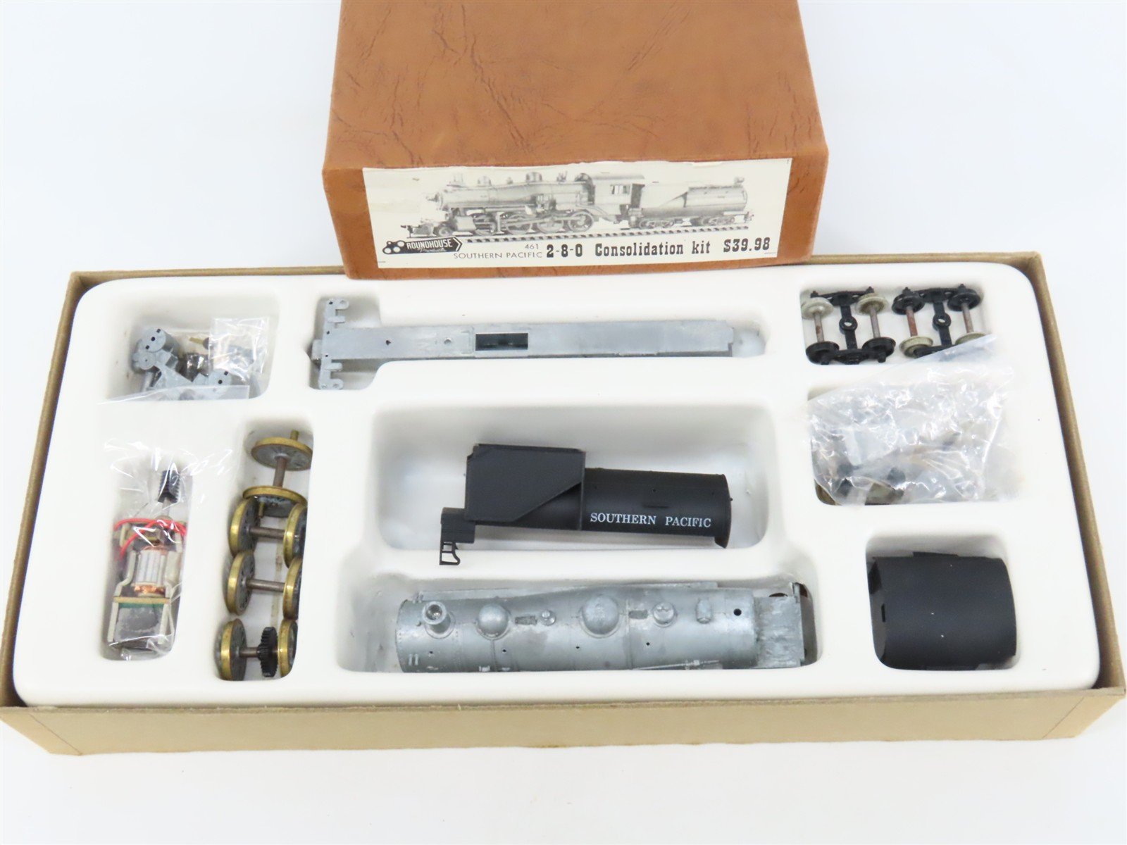 HO Scale Roundhouse Kit #461 Undecorated SP 2-8-0 Consolidation Steam Locomotive