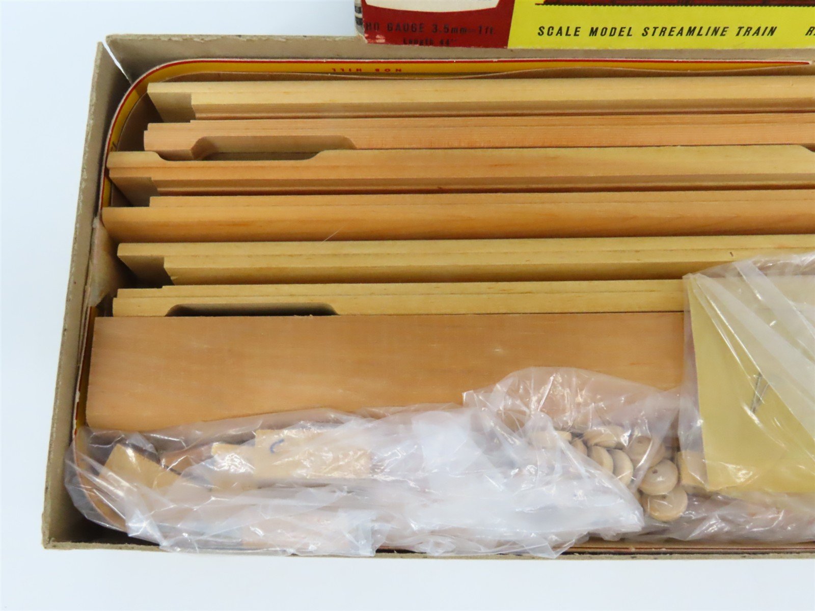 HO Scale StromBecKer Wooden Kit #R200 UP San Francisco E7A Diesel - STATIC MODEL