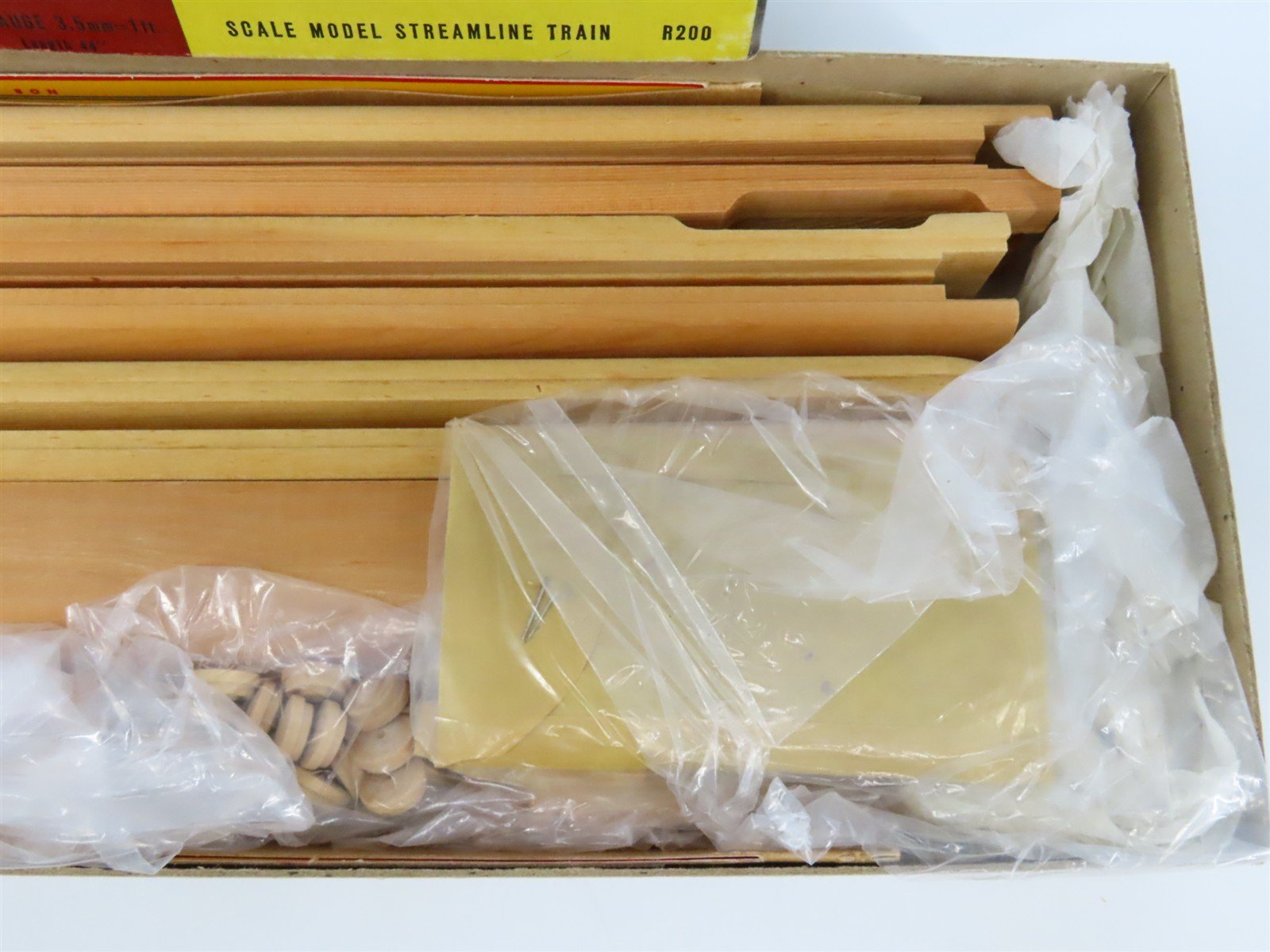 HO Scale StromBecKer Wooden Kit #R200 UP San Francisco E7A Diesel - STATIC MODEL
