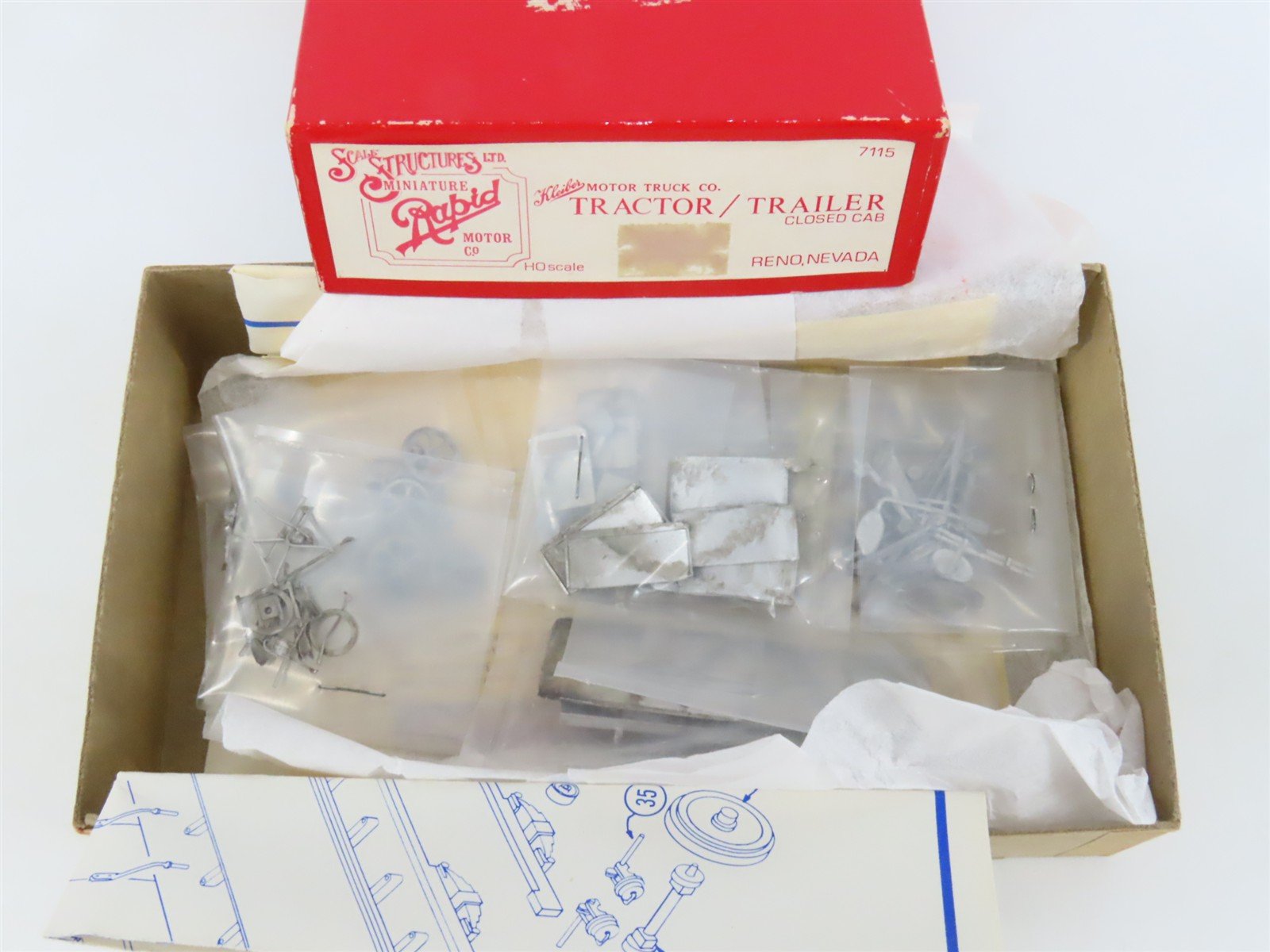 HO 1/87 Scale Structures SS LTD Kit #7115 Kleiber Closed Cab Tractor-Trailer