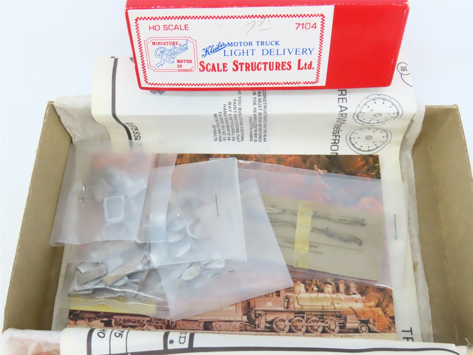 HO 1/87 Scale Structures SS LTD Kit #7104 Kleiber Light Delivery Truck