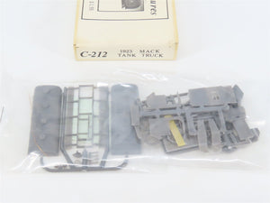 HO 1/87 Scale Jordan Highway Miniatures Kit #C-212 1923 Mack Tank Truck