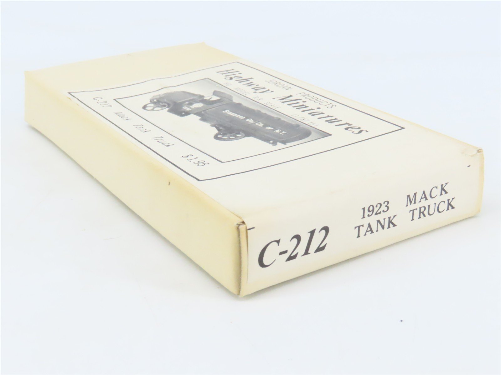 HO 1/87 Scale Jordan Highway Miniatures Kit #C-212 1923 Mack Tank Truck