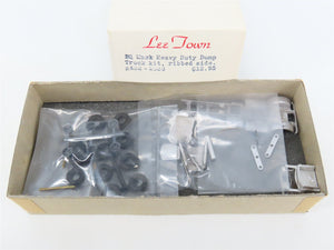 HO 1/87 Scale LeeTown Kit #432-2038 BQ Mack Heavy Duty Ribbed-Side Dump Truck