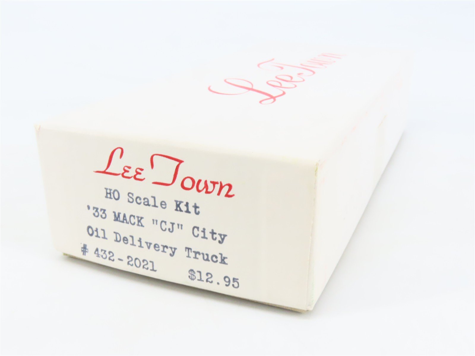 HO 1/87 LeeTown Kit #432-2021 '33 Mack 