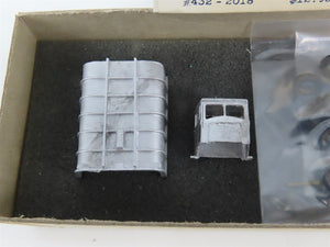 HO 1/87 Scale LeeTown Kit #432-2018 CJ Mack COE Curved-Side Dump Truck