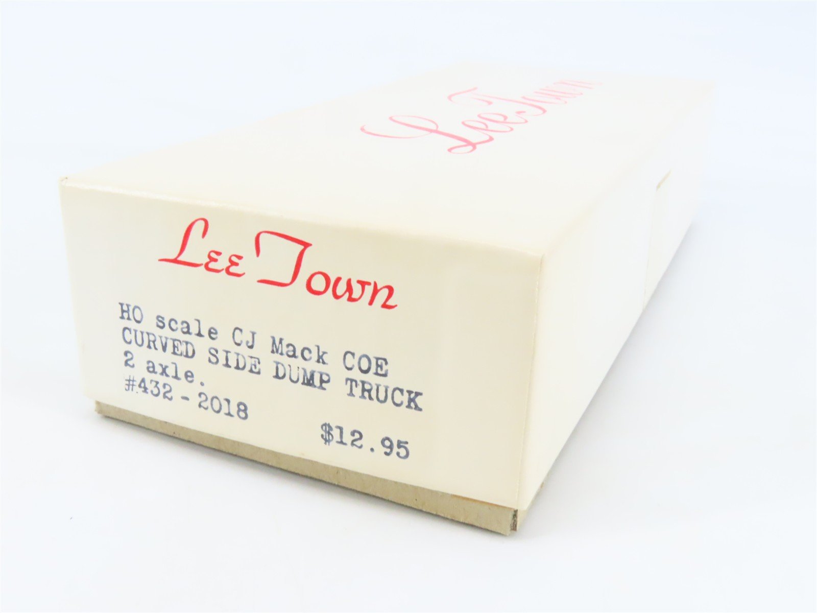 HO 1/87 Scale LeeTown Kit #432-2018 CJ Mack COE Curved-Side Dump Truck
