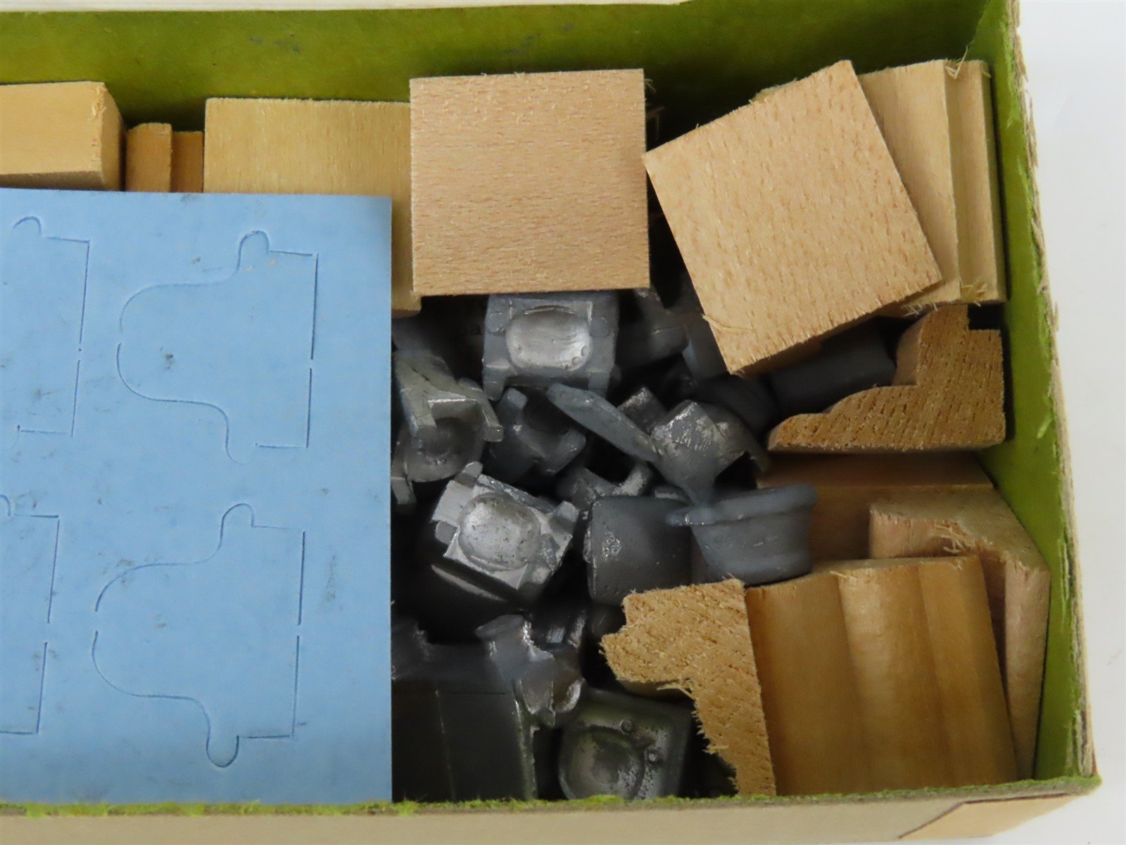 O 1/48 Scale Walthers U673 Observation Passenger Interior Detailing Kit