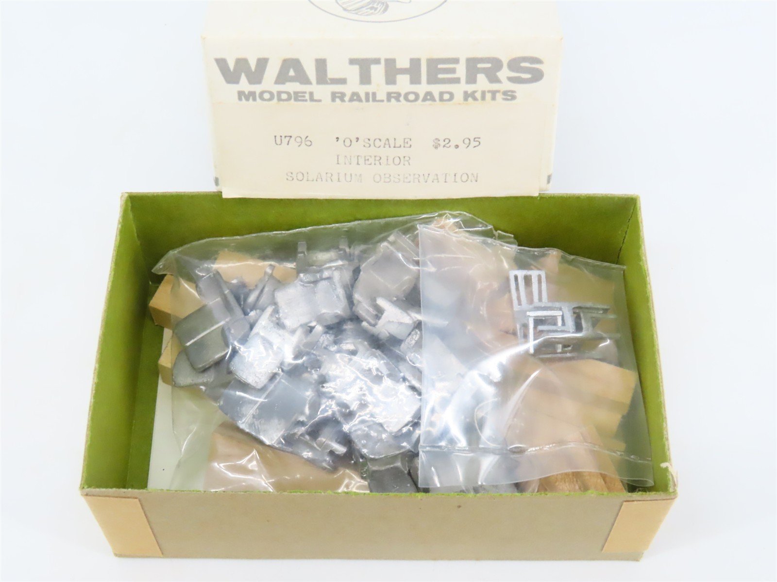O 1/48 Scale Walthers U796 Solarium Passenger Interior Detailing Kit