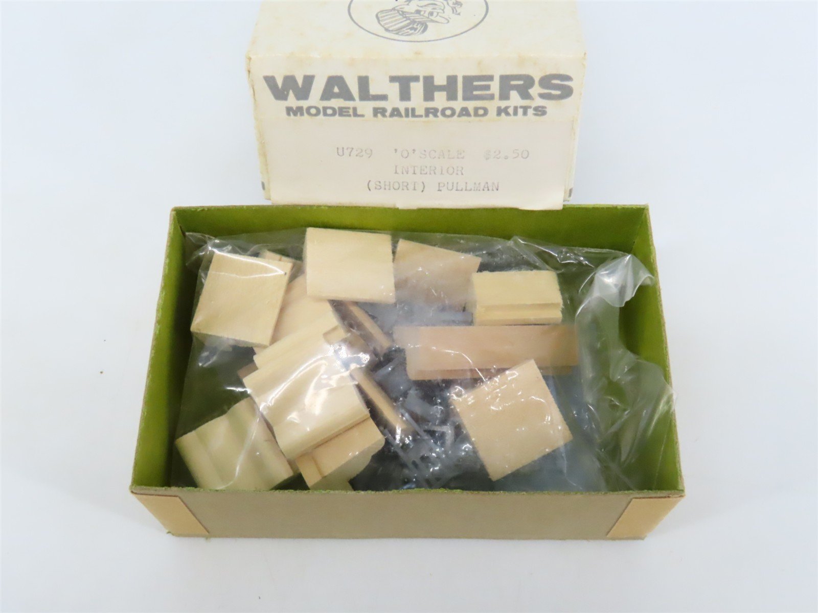 O 1/48 Scale Walthers U729 Short Pullman Passenger Interior Detailing Kit