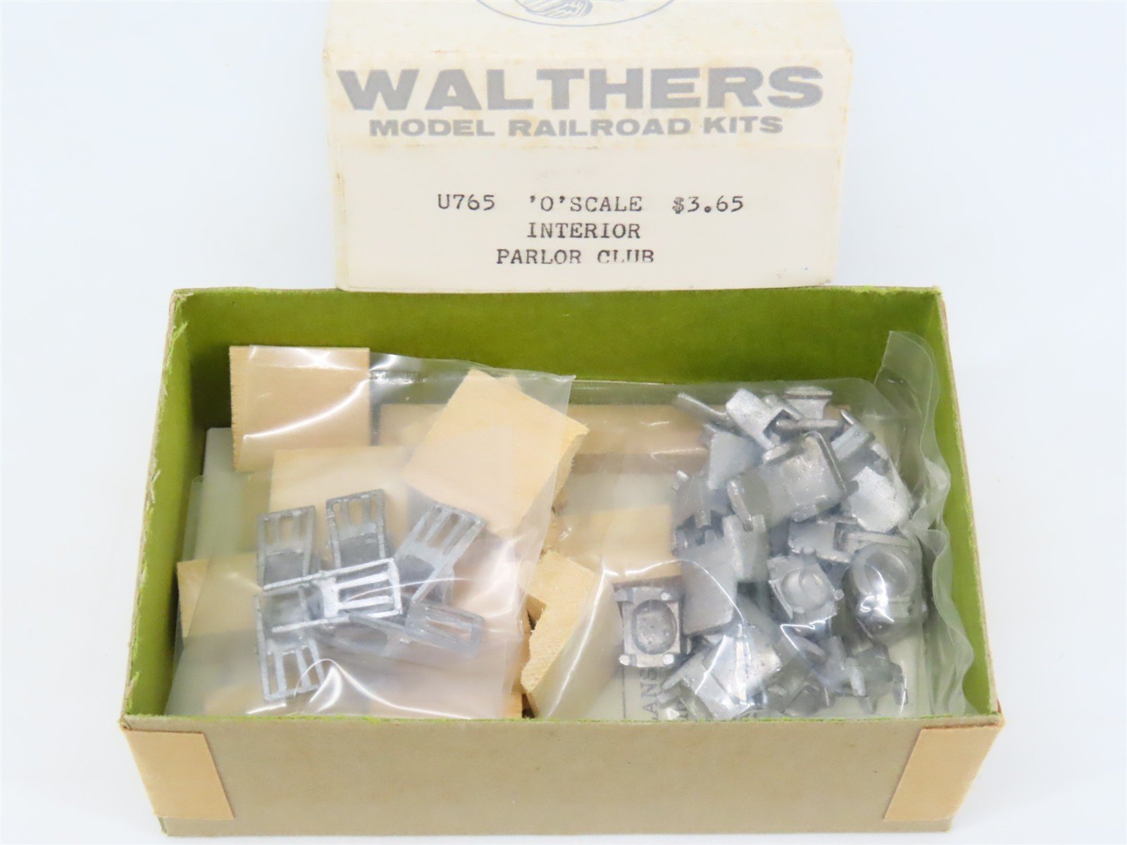 O 1/48 Scale Walthers U765 Parlor Club Passenger Interior Detailing Kit