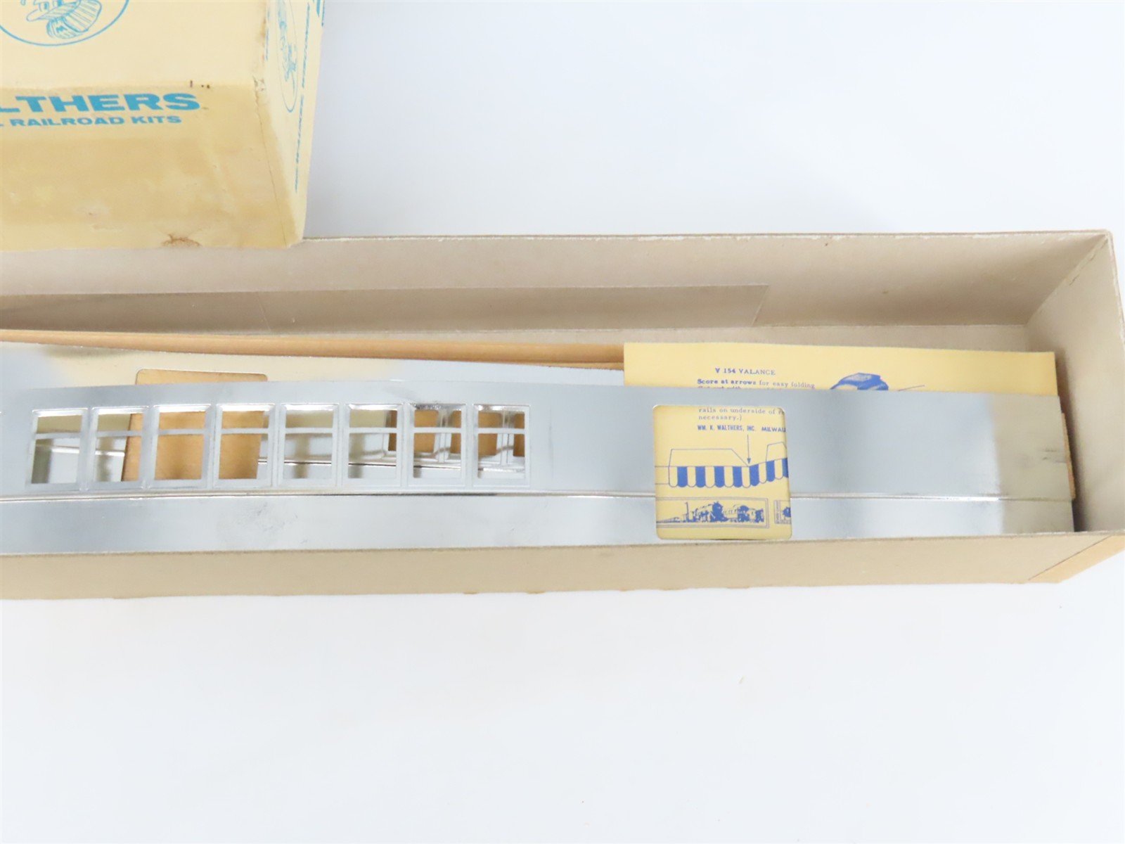 O Scale 2-Rail Walthers Kit Undecorated Open Platform Combine Passenger Car