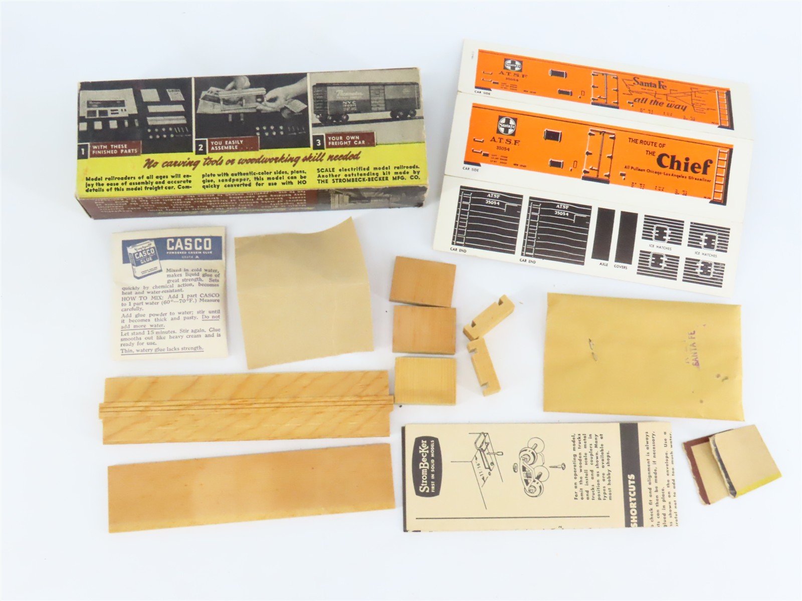 HO Scale Strom Becker R-21 ATSF Santa Fe Chief Refrigerator Car #35054 Kit