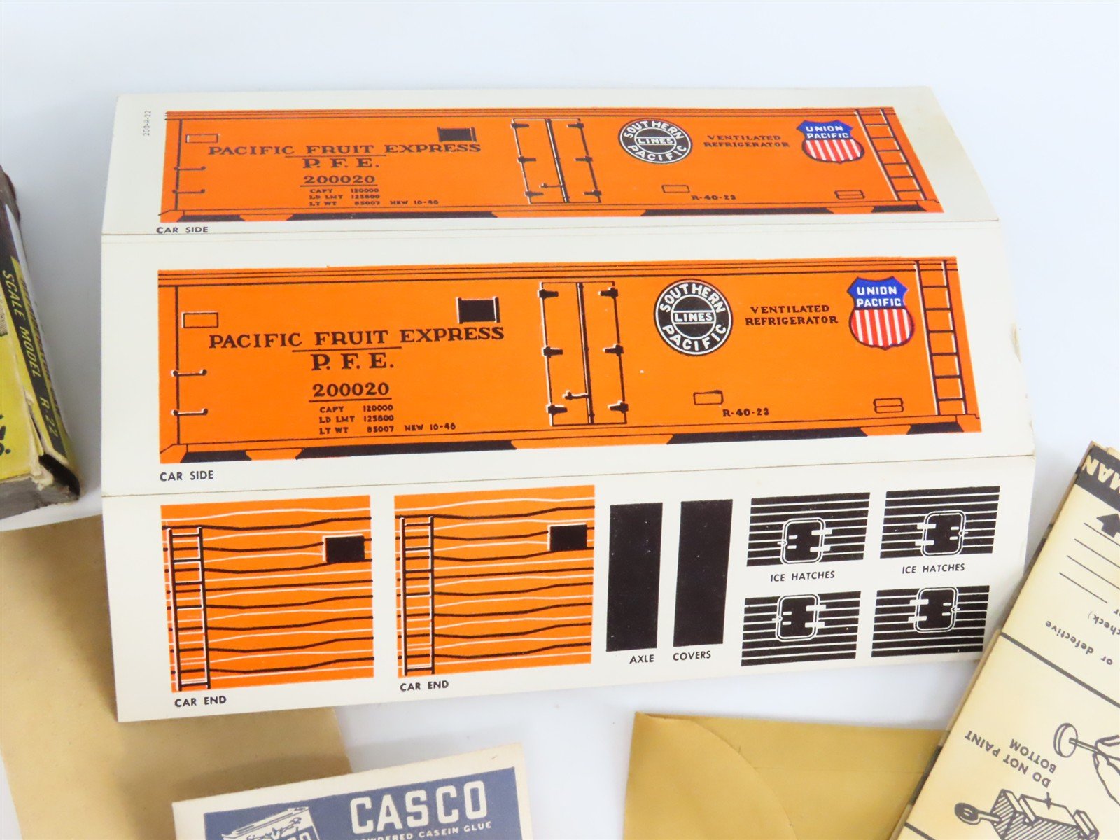 HO Strom Becker R-22 SP Southern Pacific PFE Refrigerator Car #200020 Kit