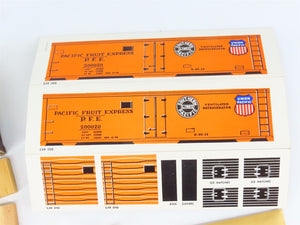 HO Scale Strom Becker R-22 SP Southern Pacific PFE Refrigerator Car #200020 Kit