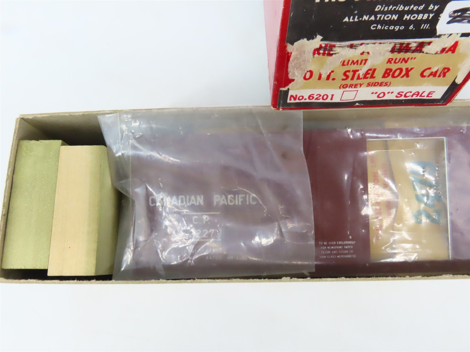 O 2-Rail All-Nation CP Canadian Pacific 40' Steel Boxcar #2227 Kit