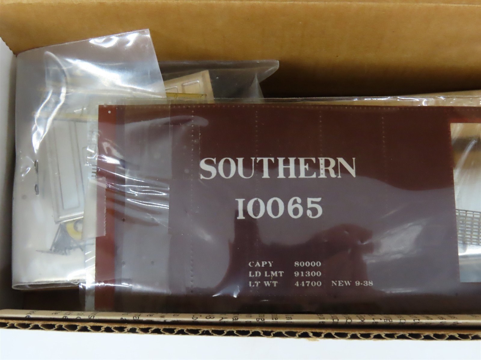 O Scale 2-Rail All-Nation 6601 Southern Railway Boxcar #10065 Kit